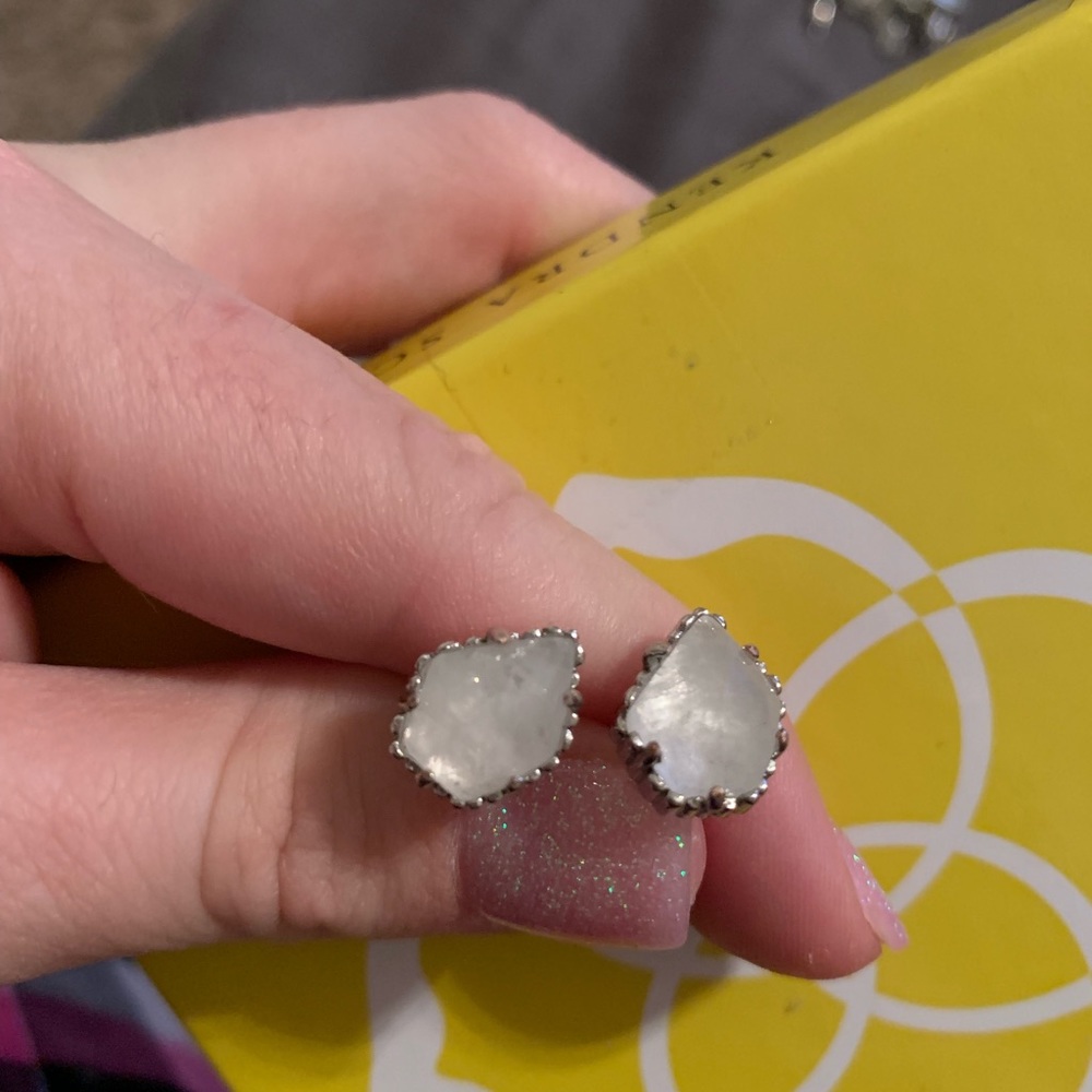 KS CUSTOM Rock Crystal Silver Tessas Studs